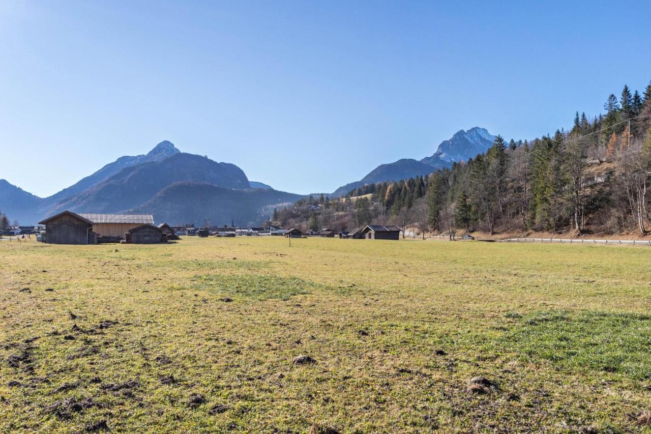 Ferienwohnung Bergkristall Mittenwald Exterior foto